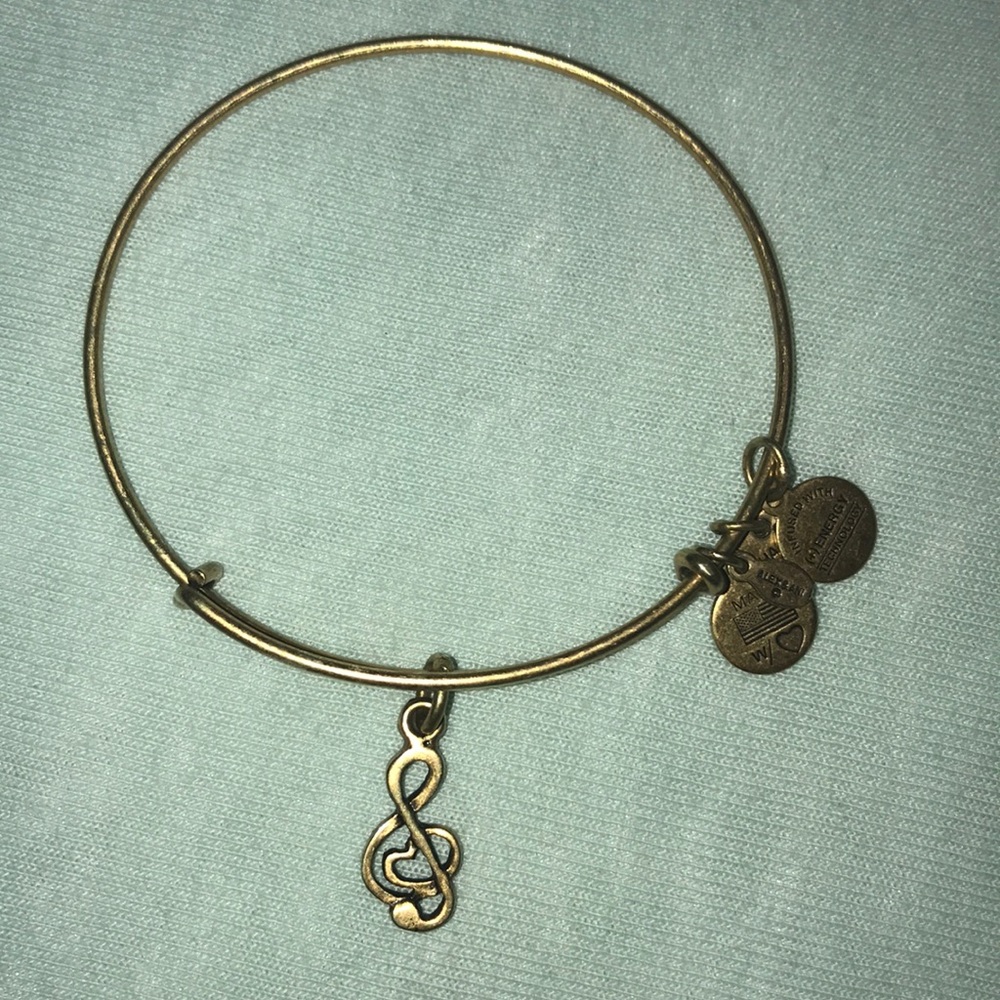 Alex and Ani (+) Energy treble clef bracelet